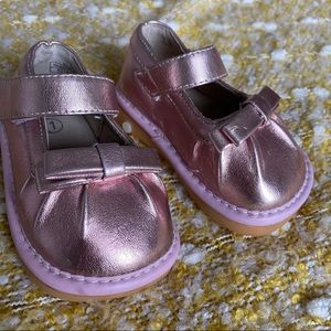 Size 1 pink squeaky shoes